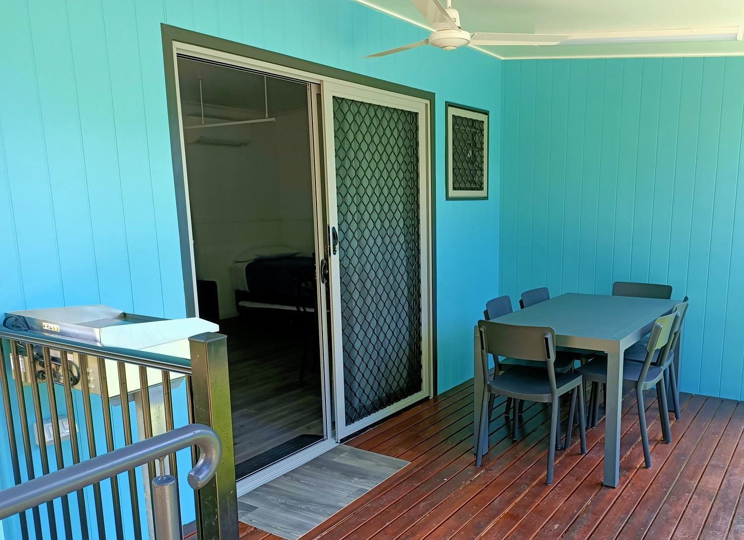 Lake Tinaroo Holiday Park Экстерьер фото