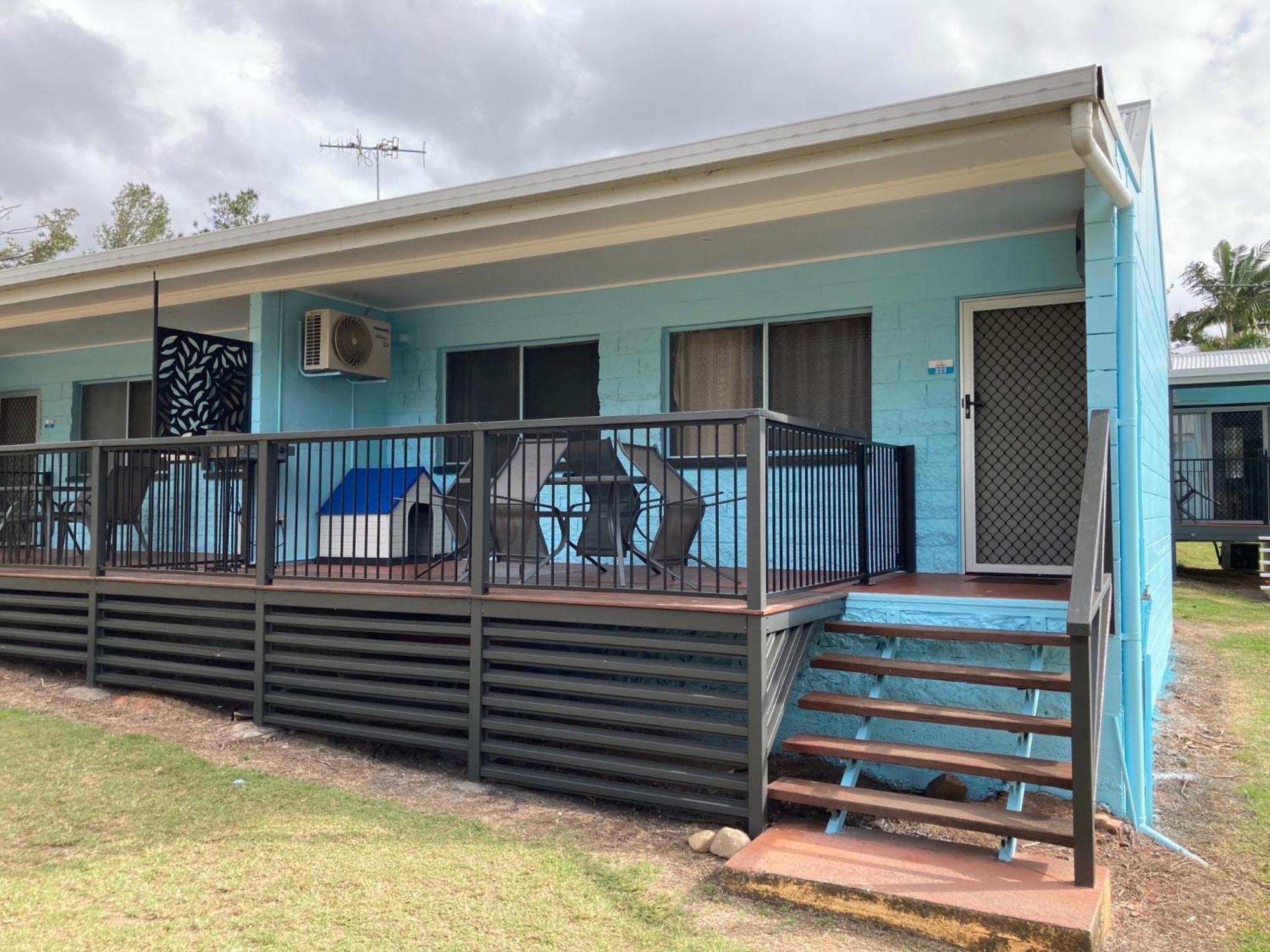 Lake Tinaroo Holiday Park Экстерьер фото