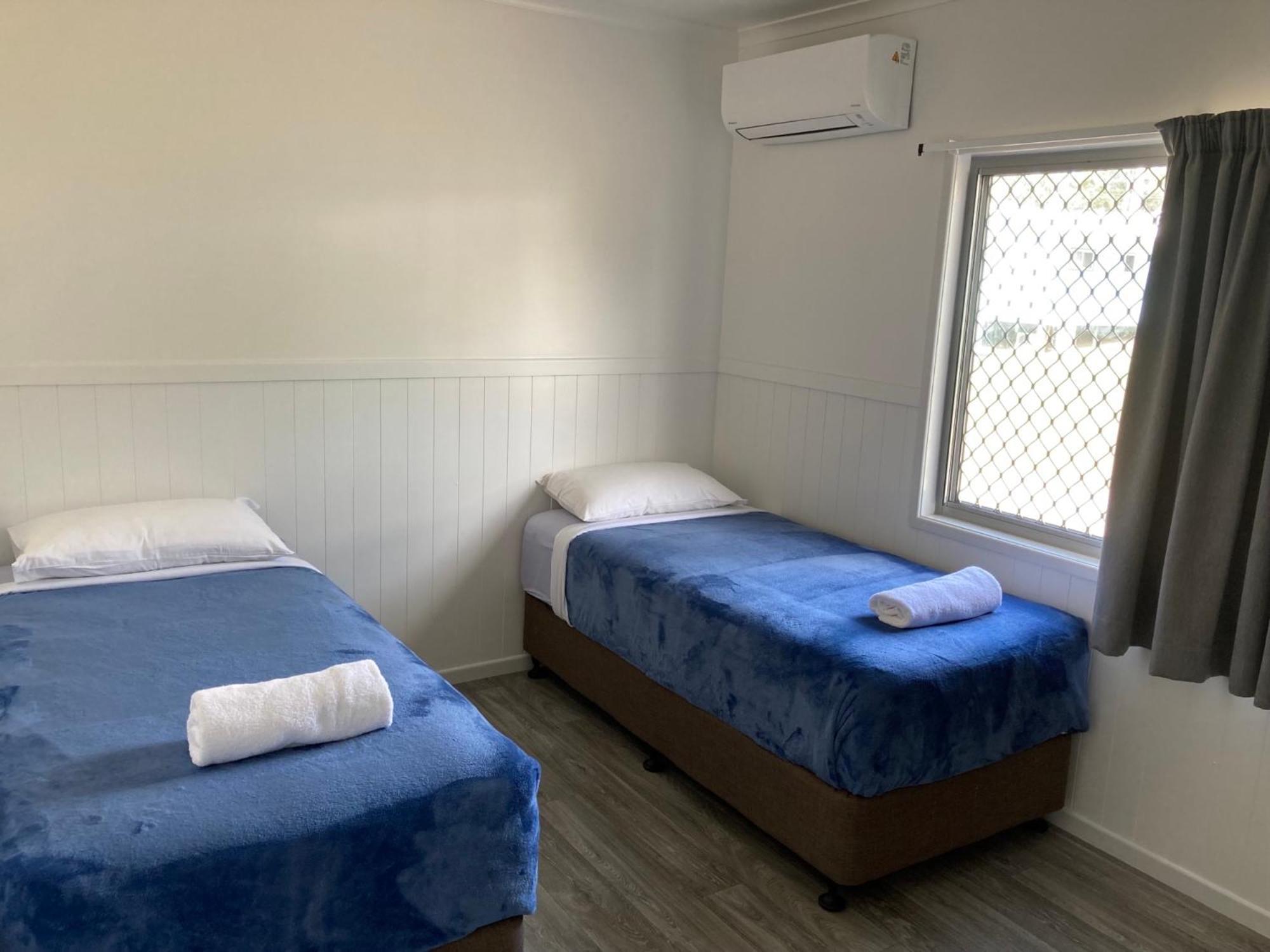 Lake Tinaroo Holiday Park Экстерьер фото
