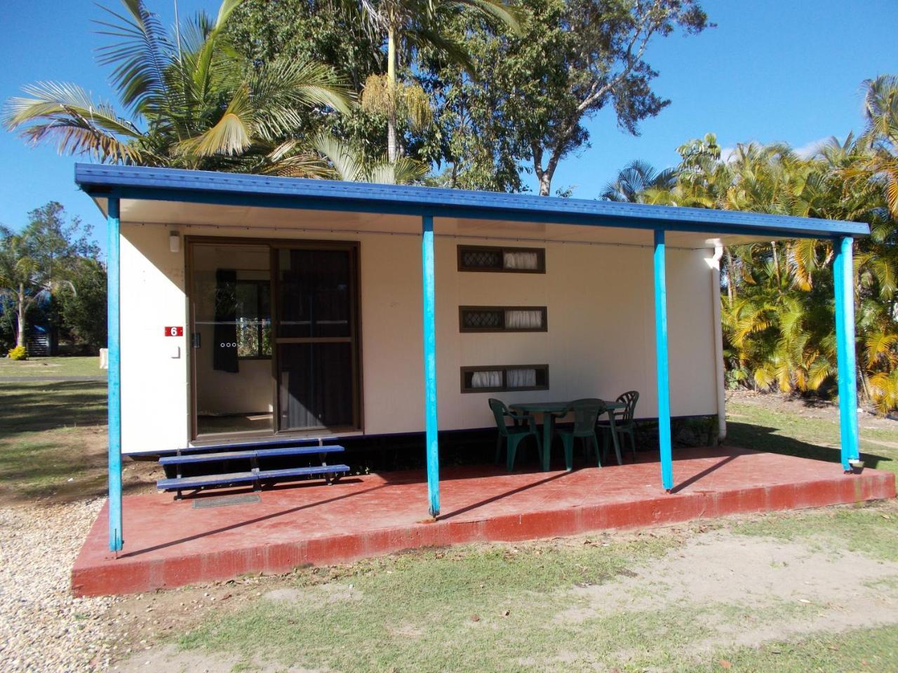 Lake Tinaroo Holiday Park Экстерьер фото